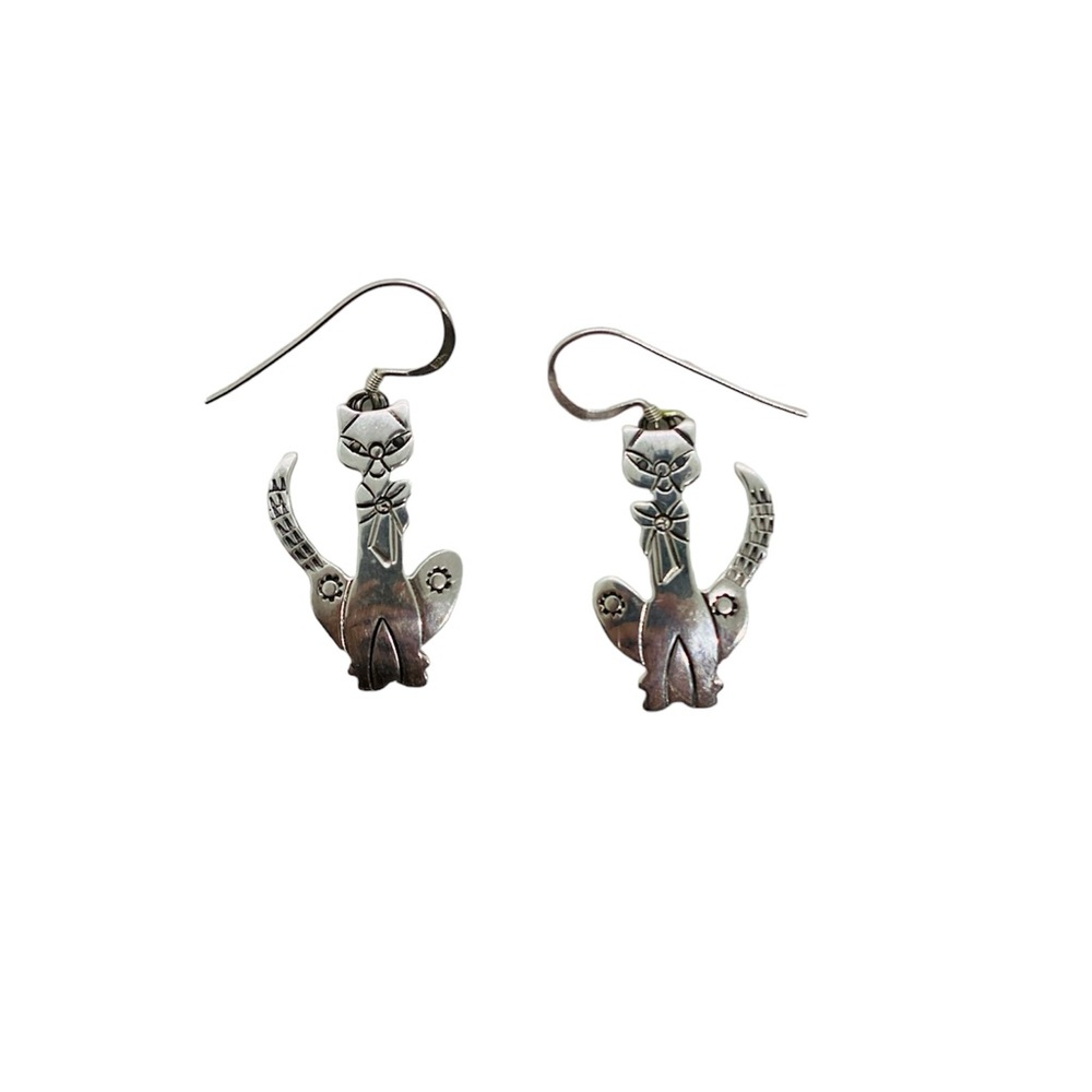 VINTAGE SILVER 925 CAT WITH A BOW EARRINGS